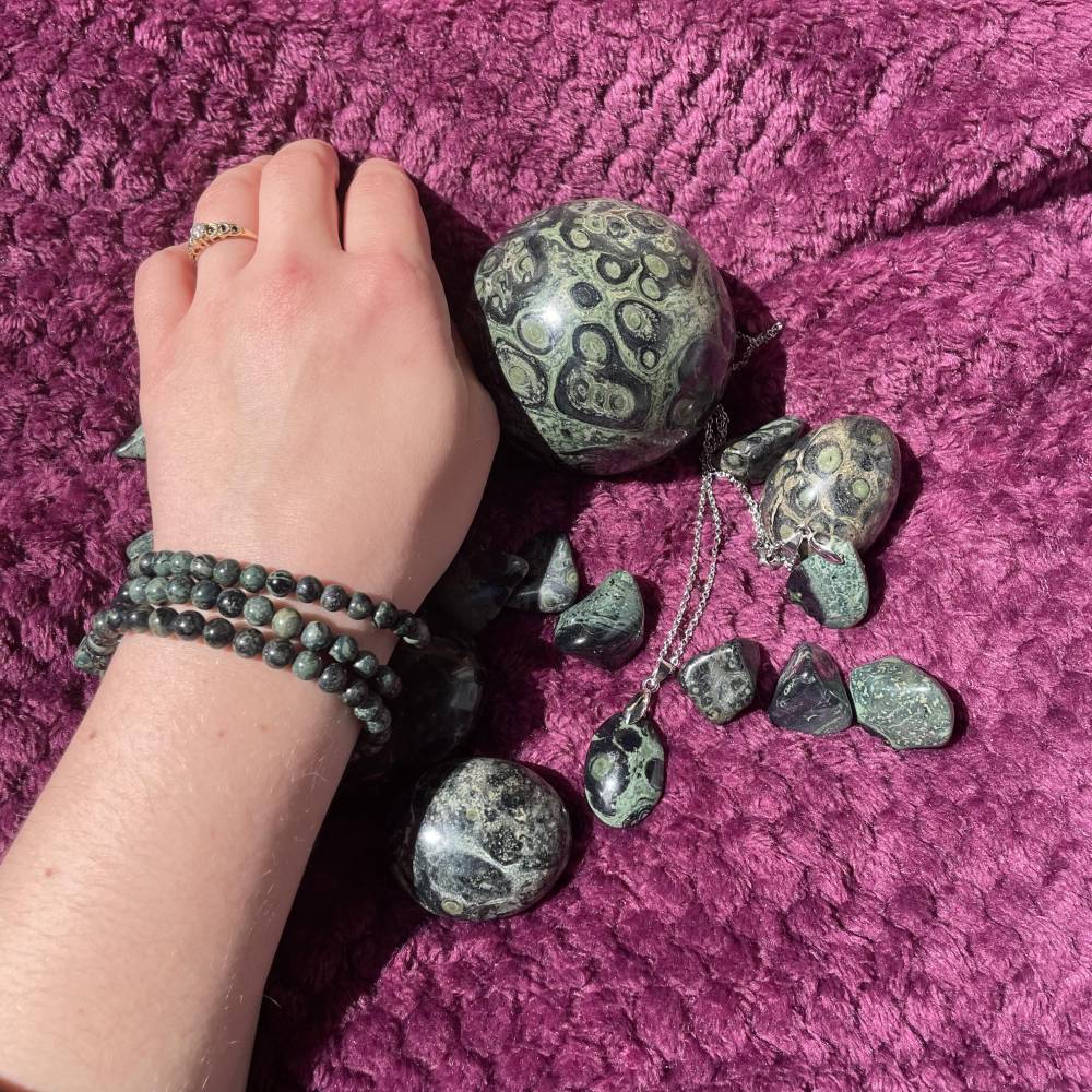 Au chaudron - Vente d'accessoires spirituels à Nantes - 23